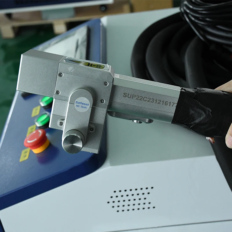 SUP22C Handheld Laser Cleaning - đánh giá và giá Industrial Laser Cleaning Machine